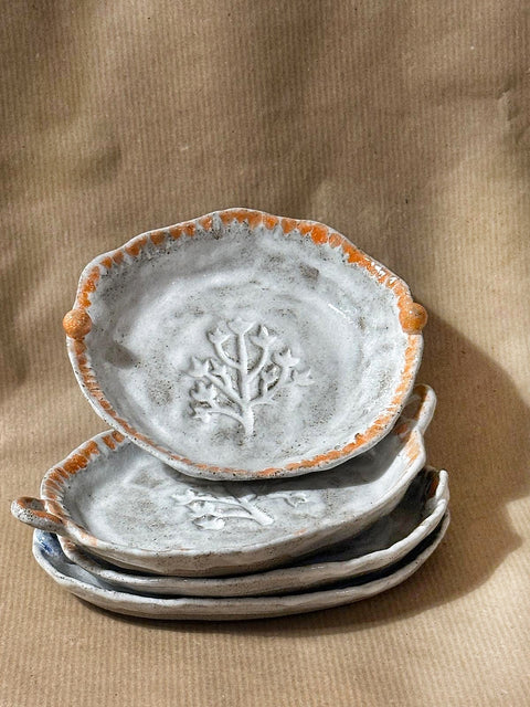 Small Dishes: Romanian Stories